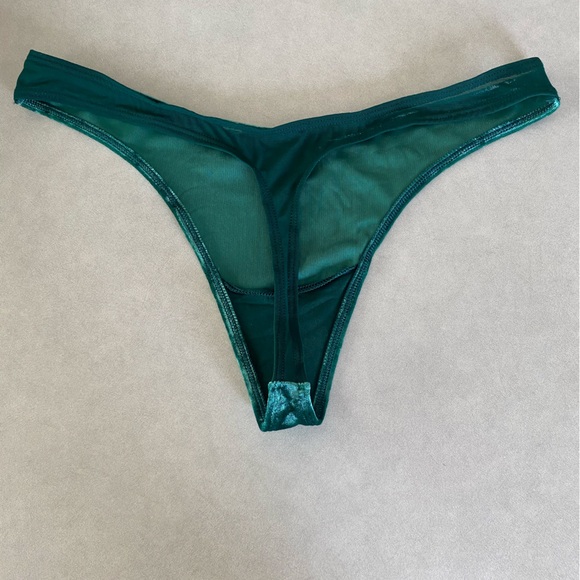 NWOT Victoria Secret PINK thong size Large - Picture 5 of 5